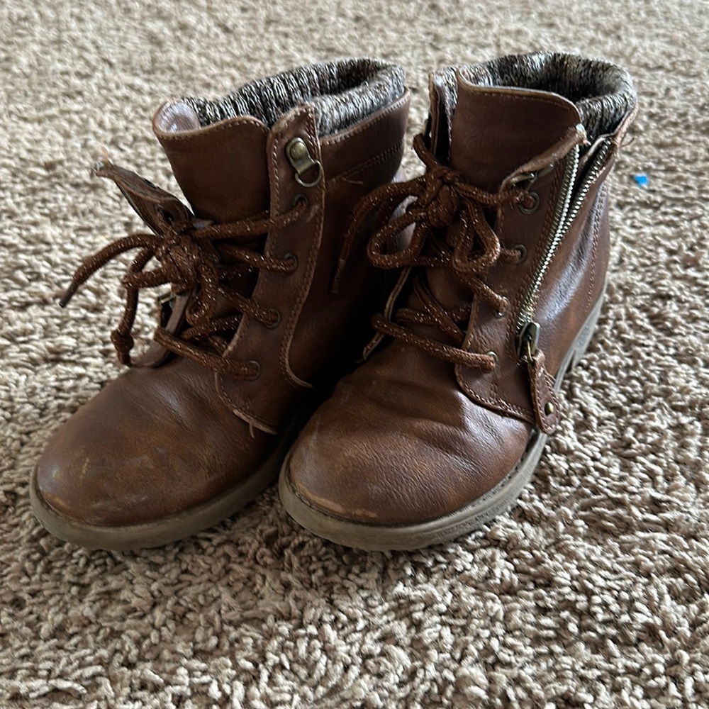 Brown boots